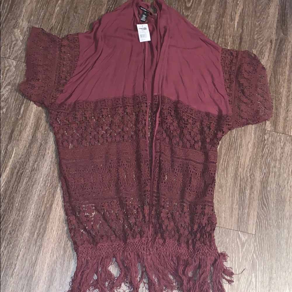 New Charlotte Russe 2x burgundy lace kimono